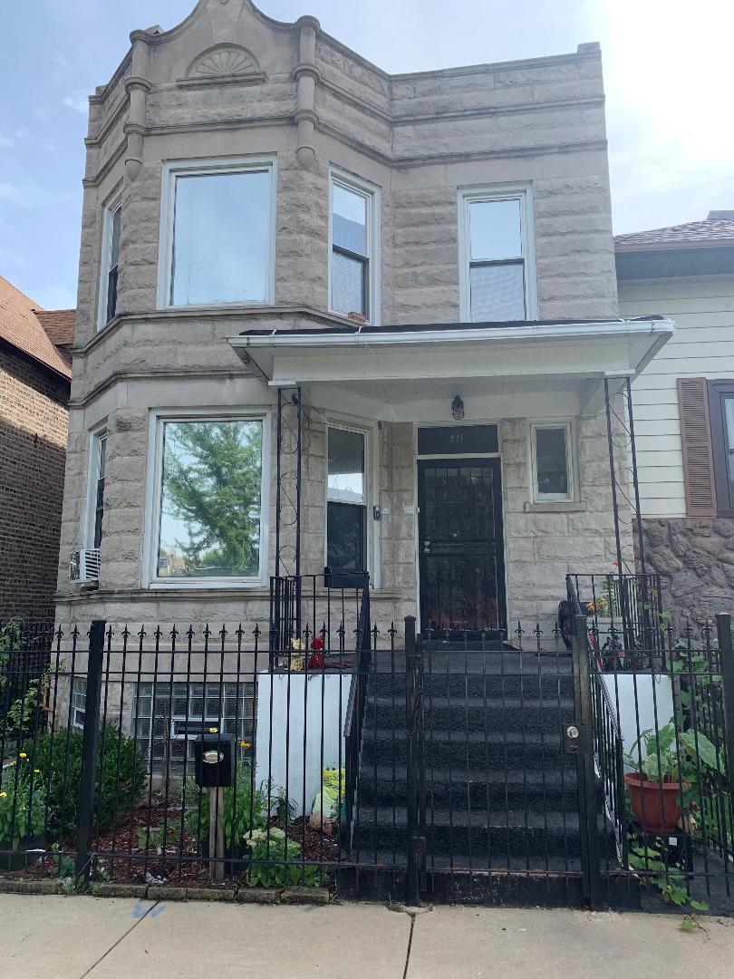 711 S Tripp Ave., Chicago, IL 60624
