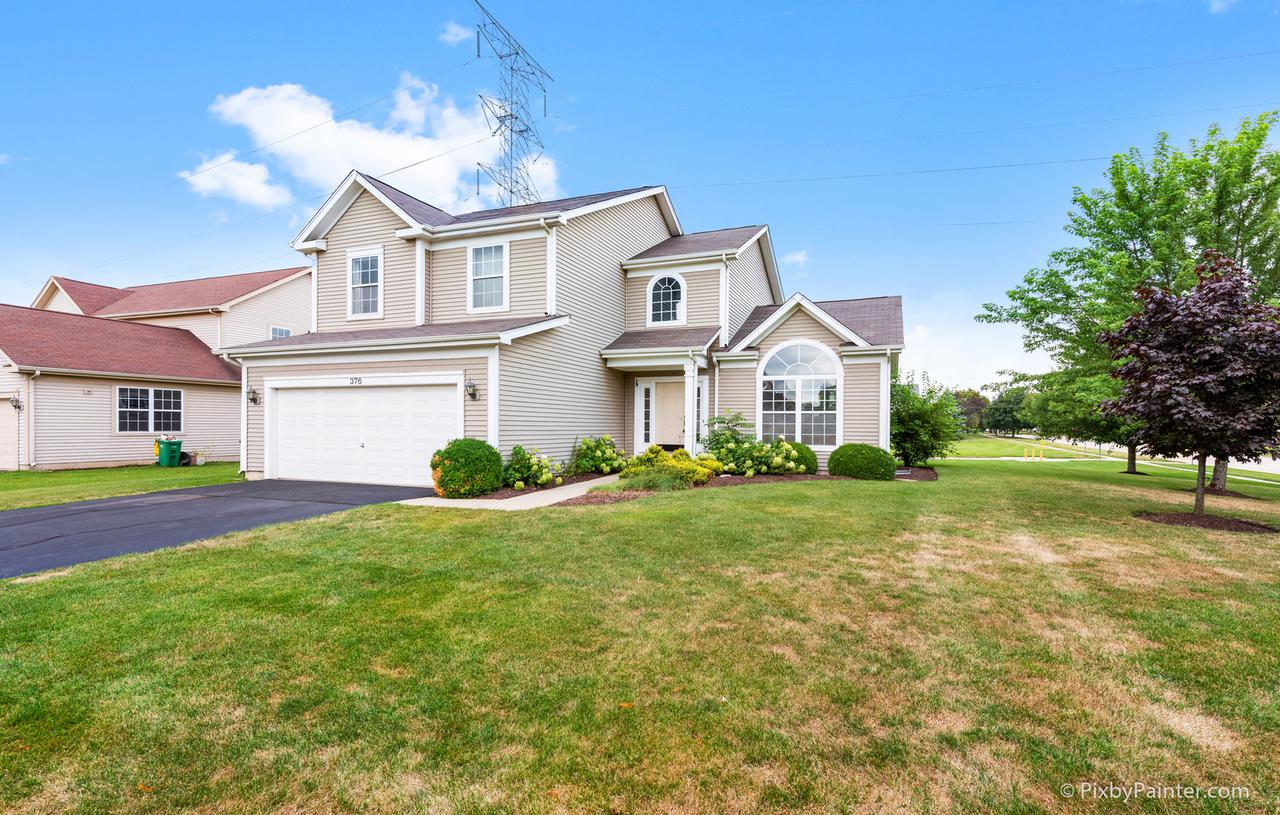 376 Talismon Dr., Crystal Lake, IL 60012