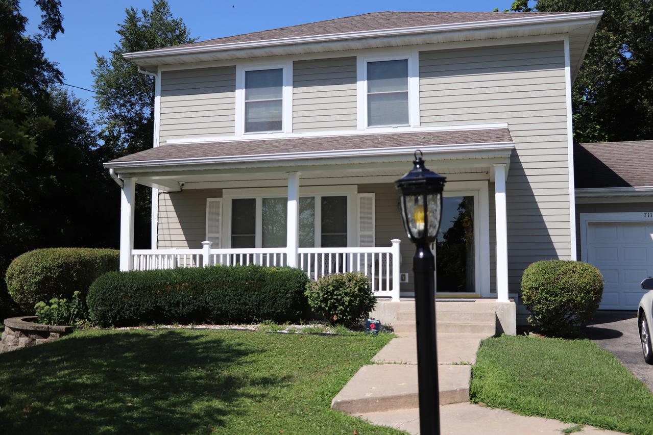 711 Newport Ave., Rockford, IL 61102