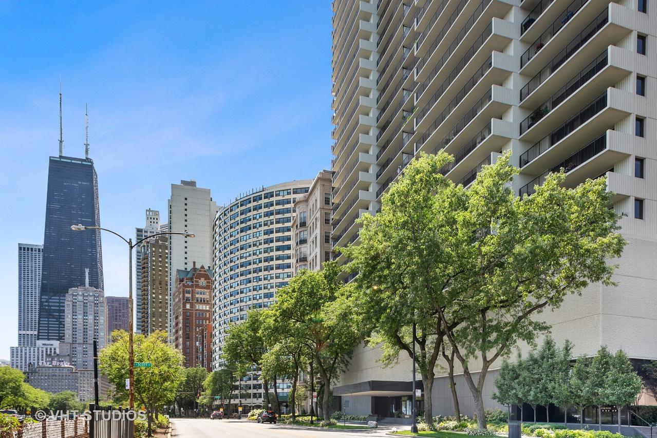 1212 N Lake Shore Dr. #25AN, Chicago, IL 60610