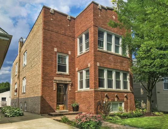 5310 W Patterson Ave., Chicago, IL 60641