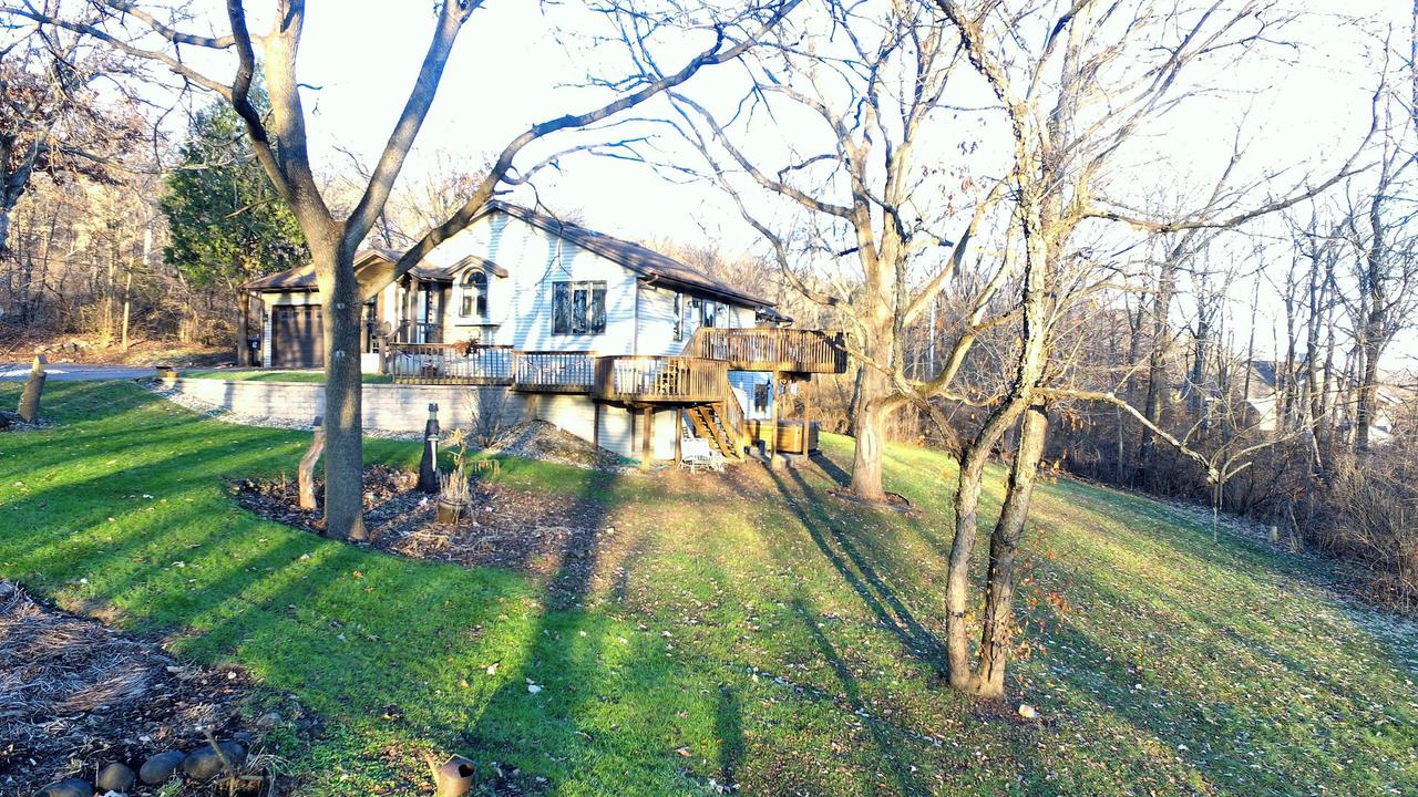 8025 Burr Oak Rd., Roscoe, IL 61073