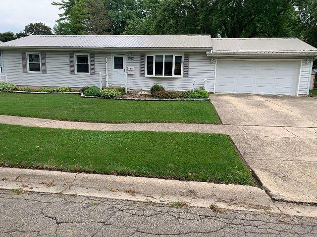1747 N Ridge Dr., Freeport, IL 61032