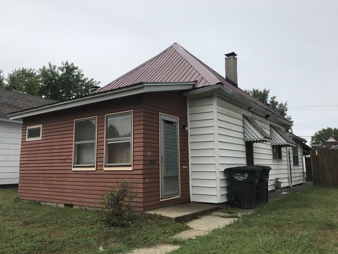 621 Commercial St., Danville, IL 61832