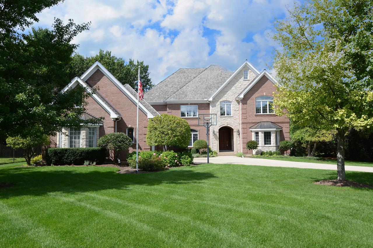 44 Haversham Ln., North Barrington, IL 60010