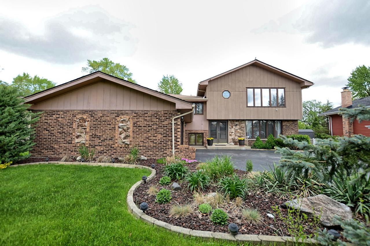 14919 S 88th Ave., Orland Park, IL 60462