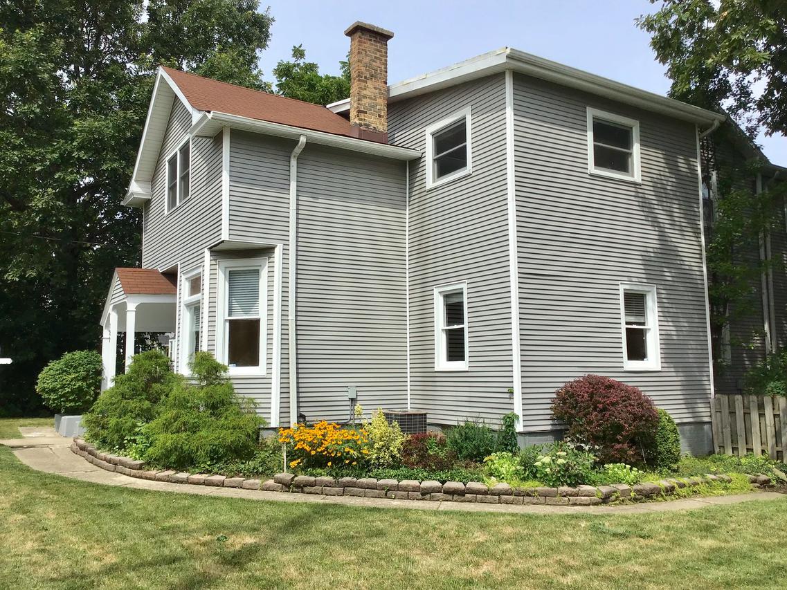 122 Prairie Ave., Highwood, IL 60040