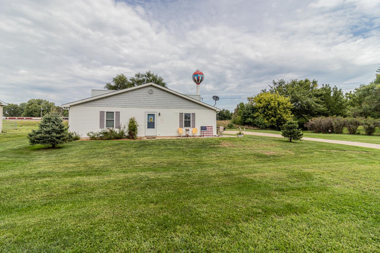 202 W Front St., Malden, IL 61337