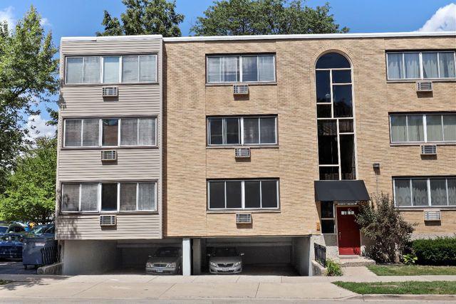 644 Lake St. #1W, Oak Park, IL 60301