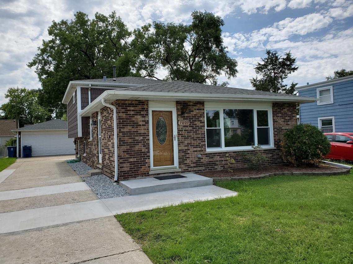 7007 W 71st Pl., Nottingham Park, IL 60638