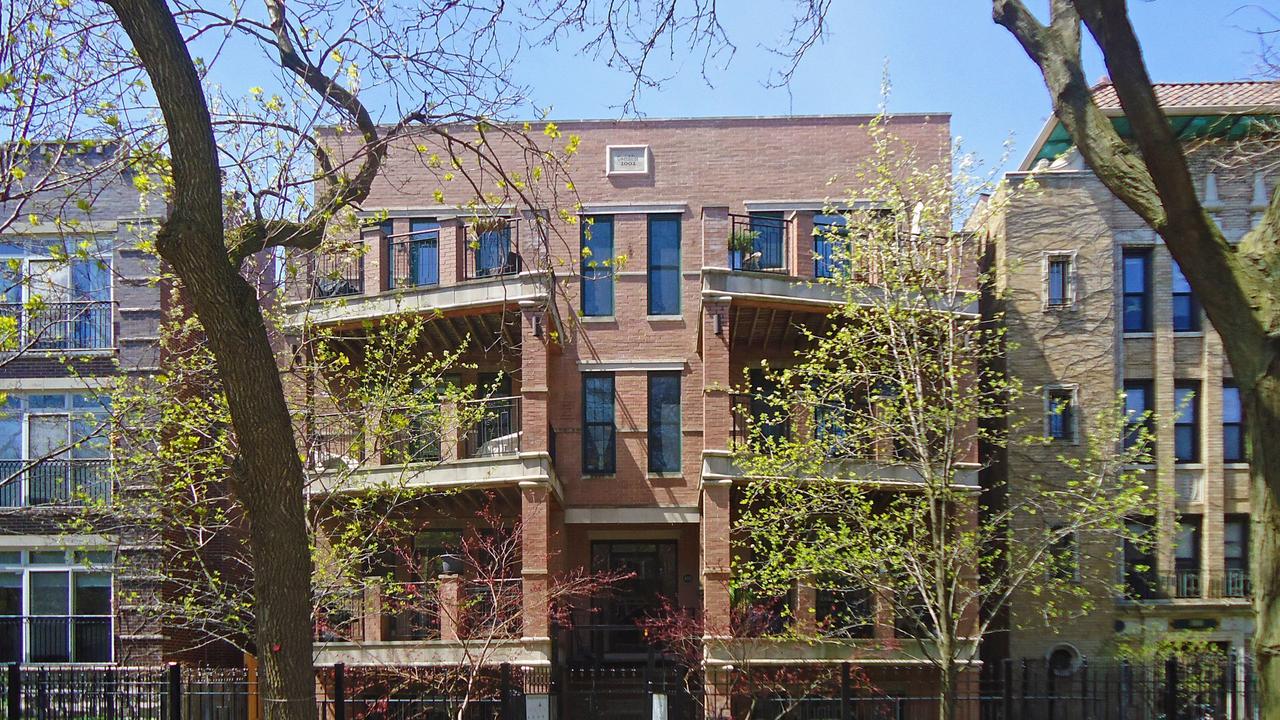 4732 N Malden St. #2, Chicago, IL 60640