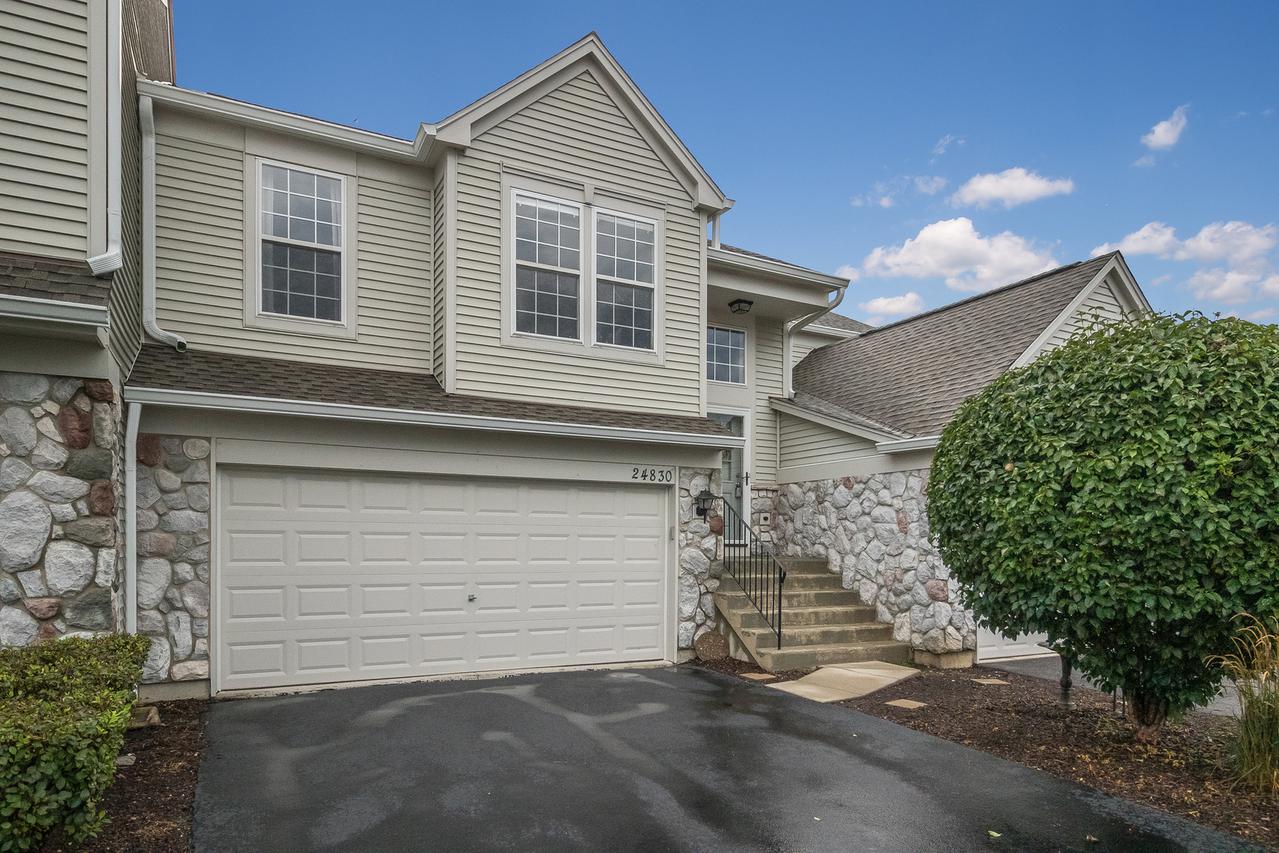 24830 Gates Ct., Plainfield, IL 60585