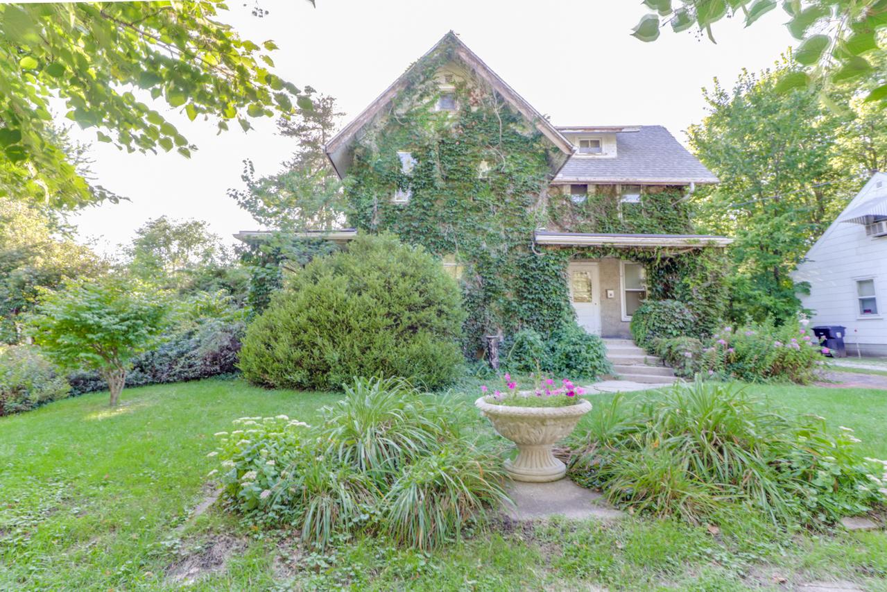 1007 S University St., Normal, IL 61761