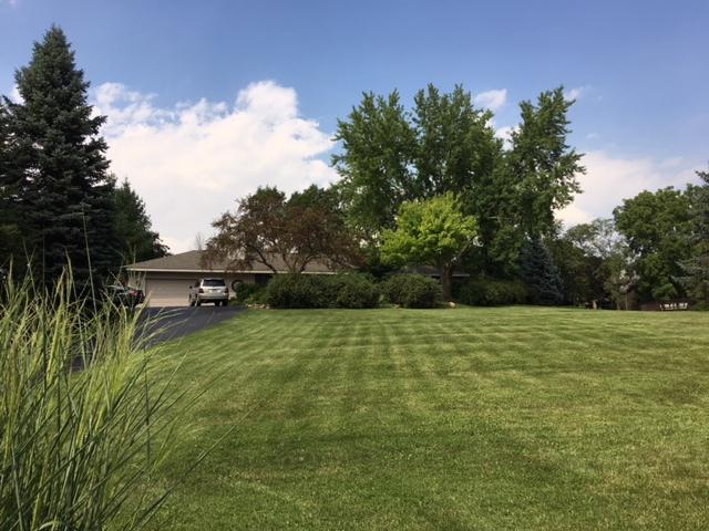 90 Forestview Dr., Elgin, IL 60120