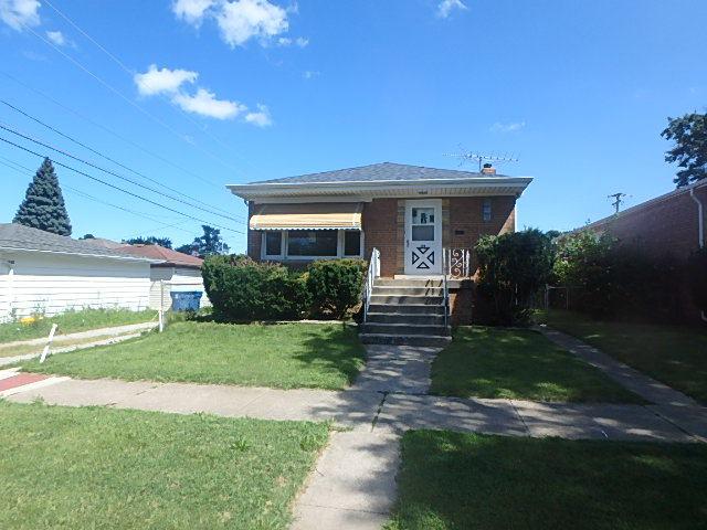 589 Greenbay Ave., Calumet City, IL 60409