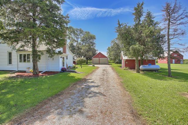 495 Cr 1000 N, Ivesdale, IL 61851