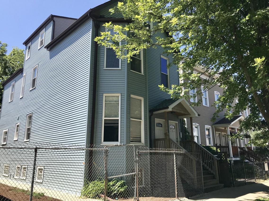 1662 N Mozart St., Chicago, IL 60647
