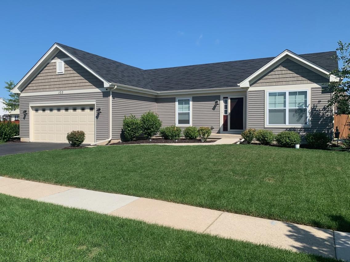 103 Reston Ct., Sycamore, IL 60178