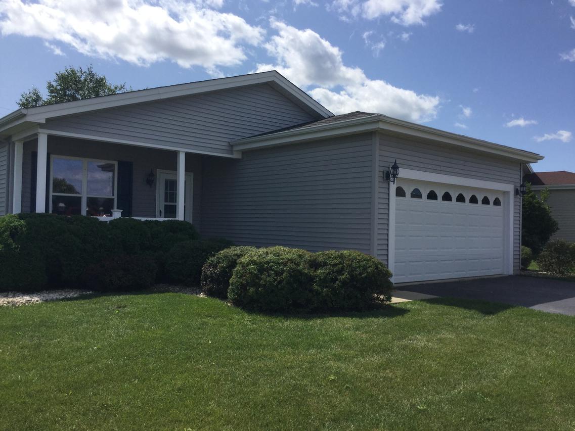 2840 Gateway Cir., Grayslake, IL 60030