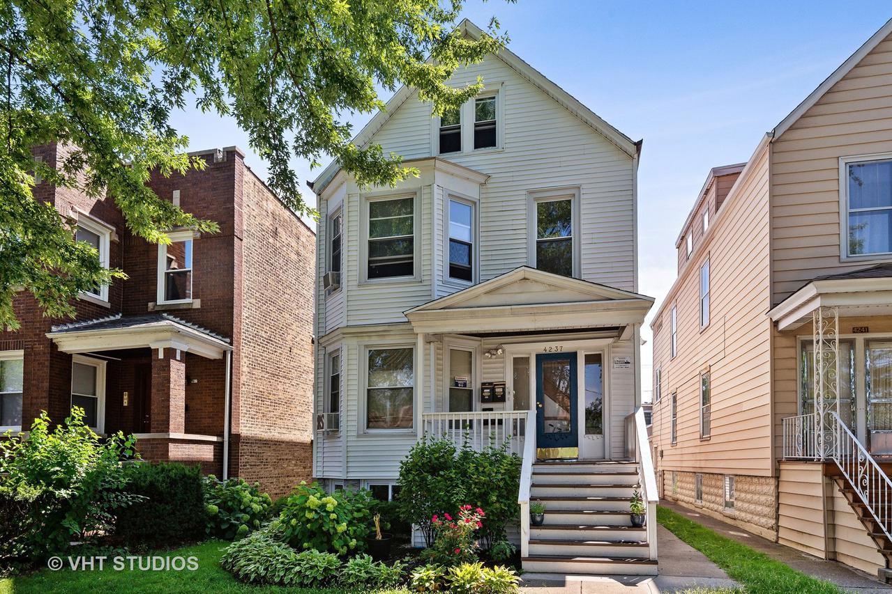 4237 W School St., Chicago, IL 60641