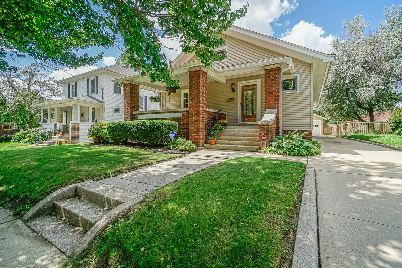 208 Dawson Ave., Rockford, IL 61107