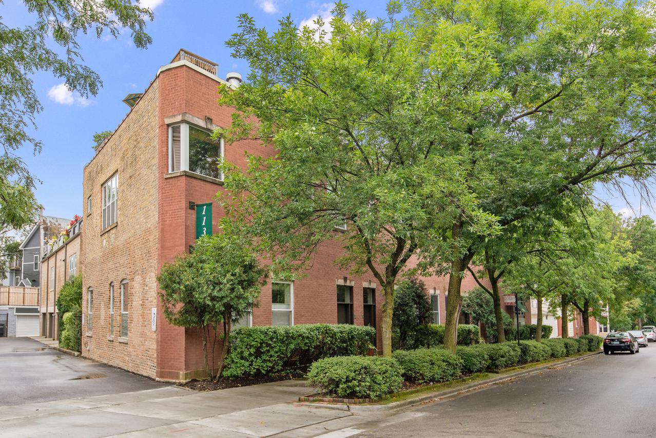 1133 W Cornelia Ave. #E, Chicago, IL 60657