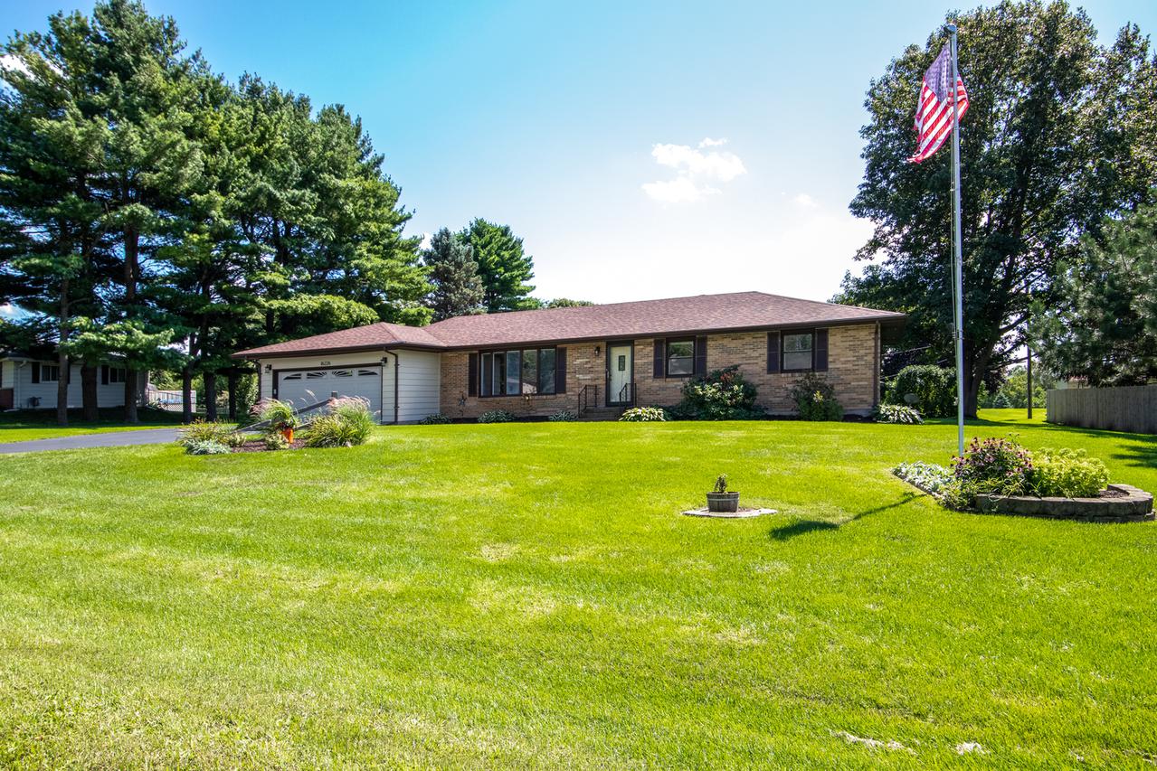 16226 7th St., Seward, IL 61077