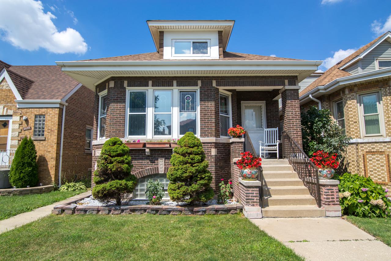 6416 S Keating Ave., Chicago, IL 60629