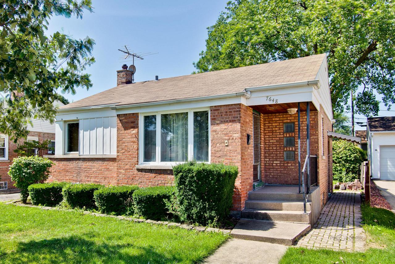 7648 N Oketo Ave., Niles, IL 60714