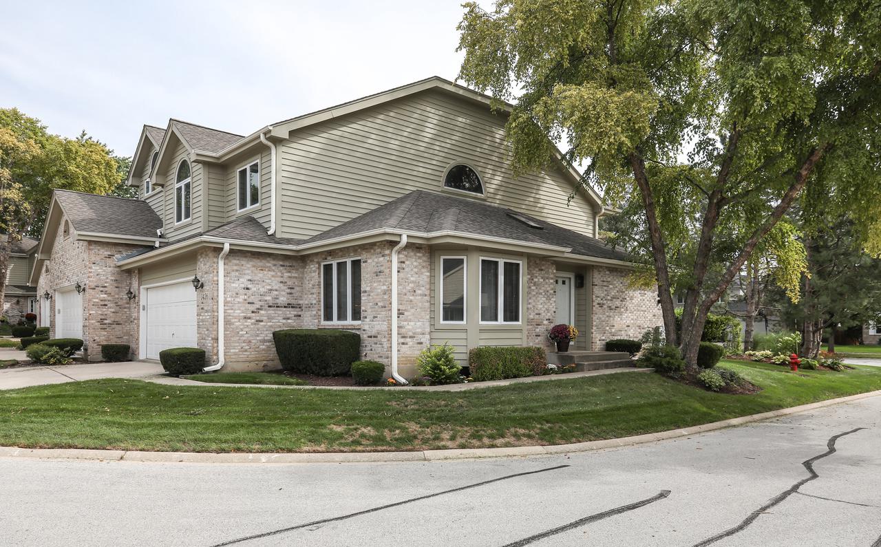 1426 Coventry Ct., Darien, IL 60561
