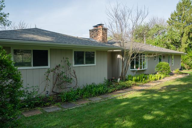 25156 N Barsumian Dr., Tower Lakes, IL 60010