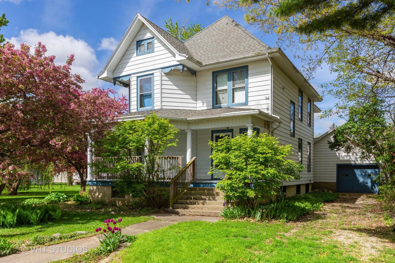307 N Monroe St., Gardner, IL 60424