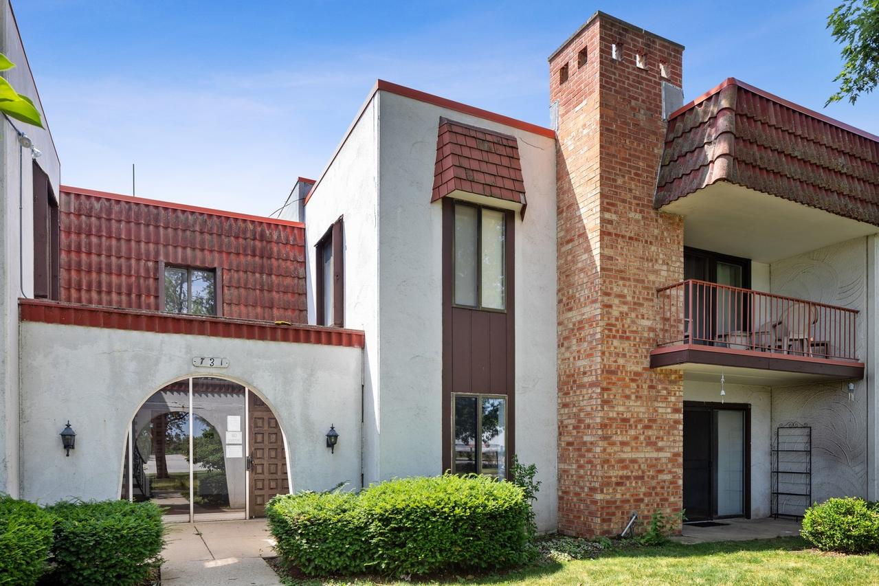731 E Fullerton Ave. #103, Glendale Heights, IL 60139