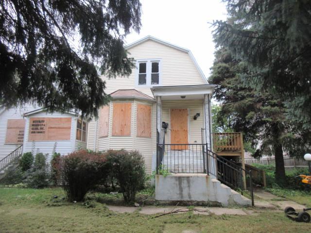 8020 S Prairie Ave., Chicago, IL 60619