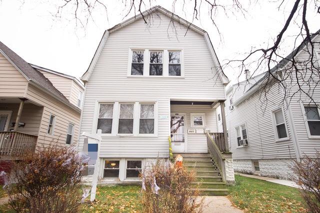 5923 W Eastwood Ave., Chicago, IL 60630