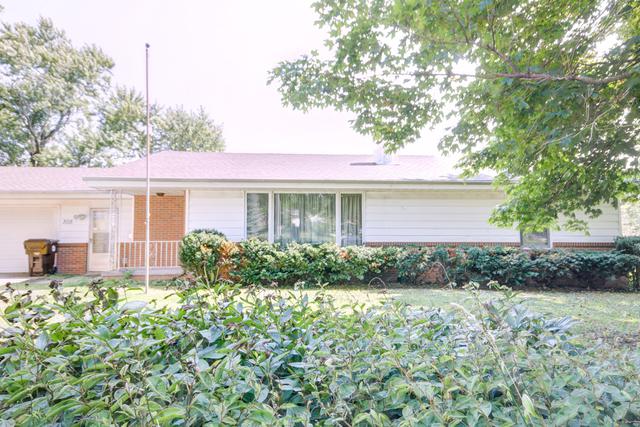 305 N East St., Bellflower, IL 61724
