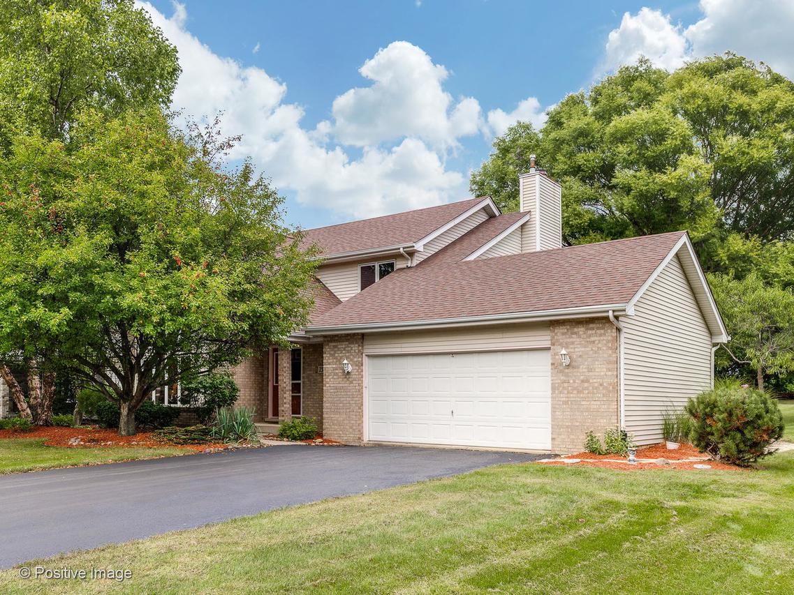 2300 Jackson Branch Dr., New Lenox, IL 60451