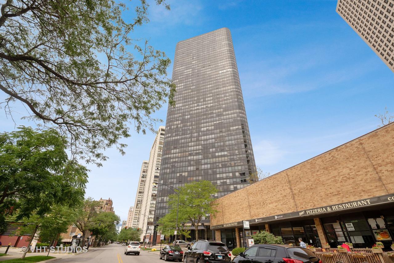 5415 N Sheridan Rd. #3302, Chicago, IL 60640