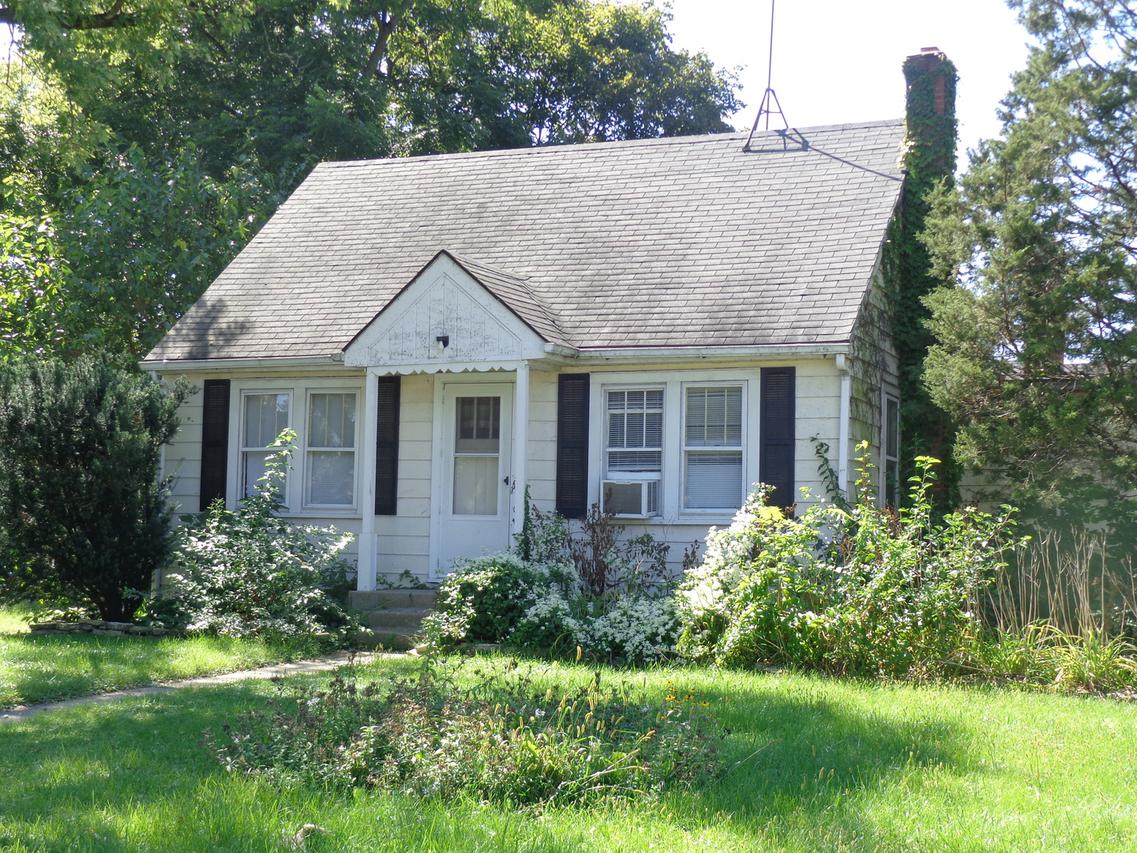 28 Syril Dr., Geneva, IL 60134