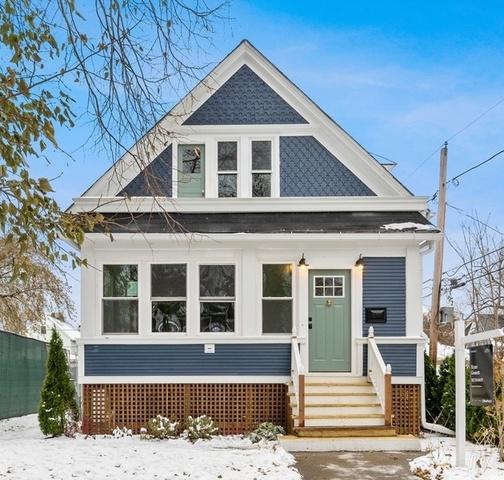 1424 Dewey Ave., Evanston, IL 60201
