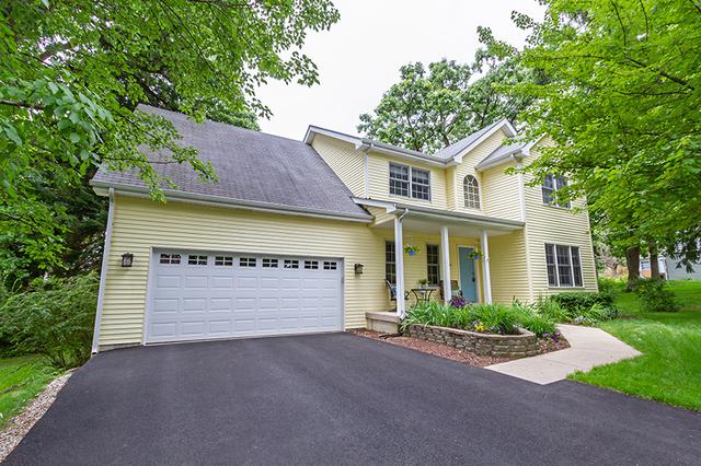 4003 Burton Tr., Crystal Lake, IL 60014