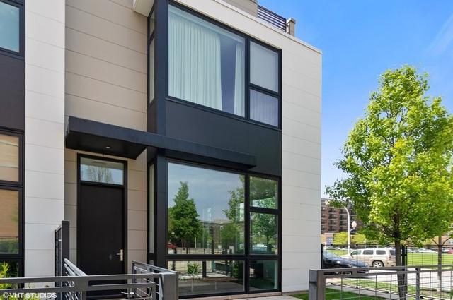 459 W Hobbie St., Chicago, IL 60610