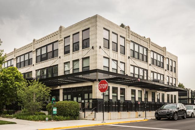 1000 W 15th St. #221, Chicago, IL 60608