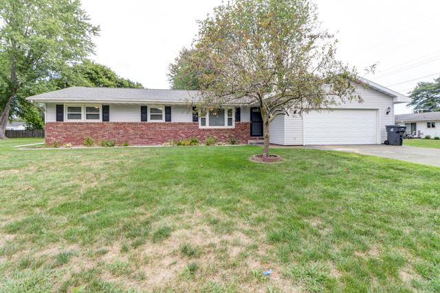 301 Paul St., Villa Grove, IL 61956