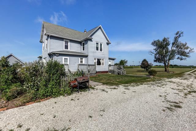 2079 CR 2900 N, Rantoul, IL 61866