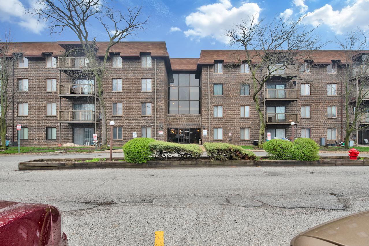 840 Elder Rd. #A411, Homewood, IL 60430