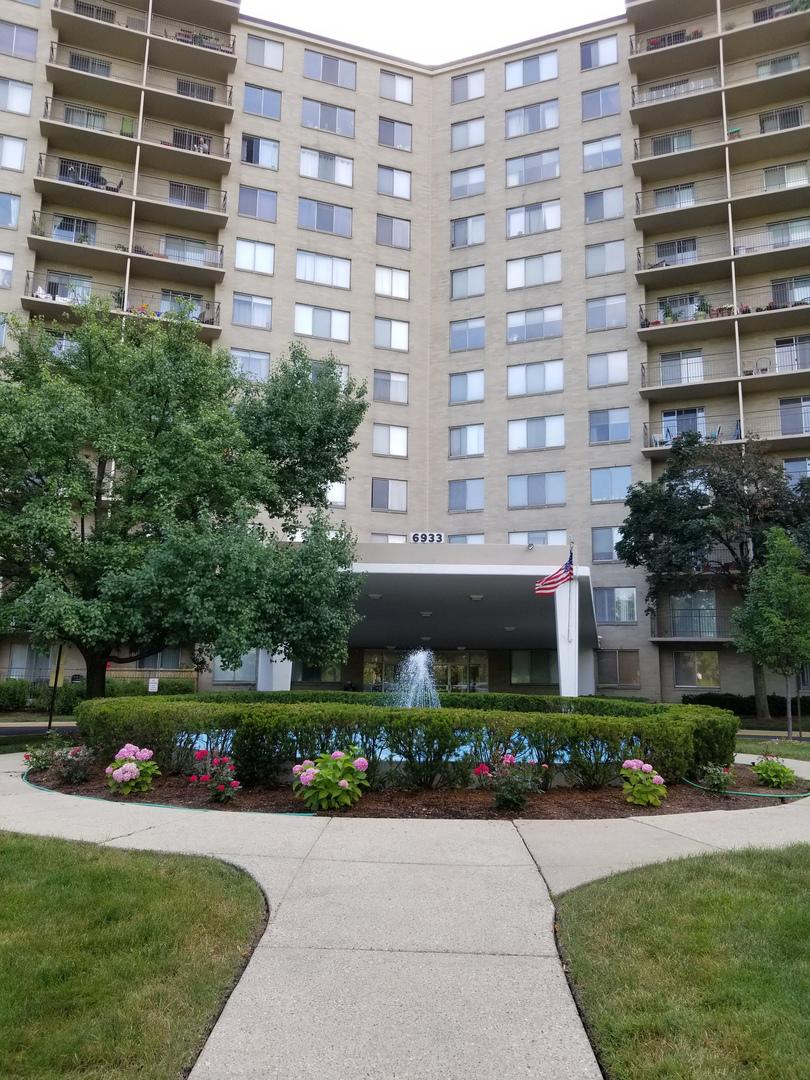 6933 N Kedzie Ave. #306, Chicago, IL 60645