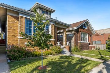 2340 W Foster Ave., Chicago, IL 60625