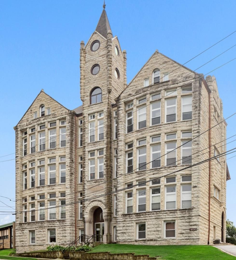 400 Mccarthy Rd. #418, Lemont, IL 60439