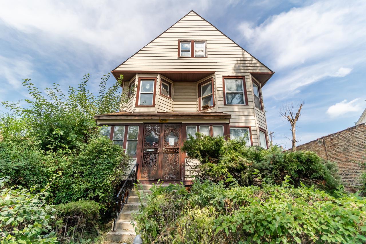 2018 E 73rd St., Chicago, IL 60649